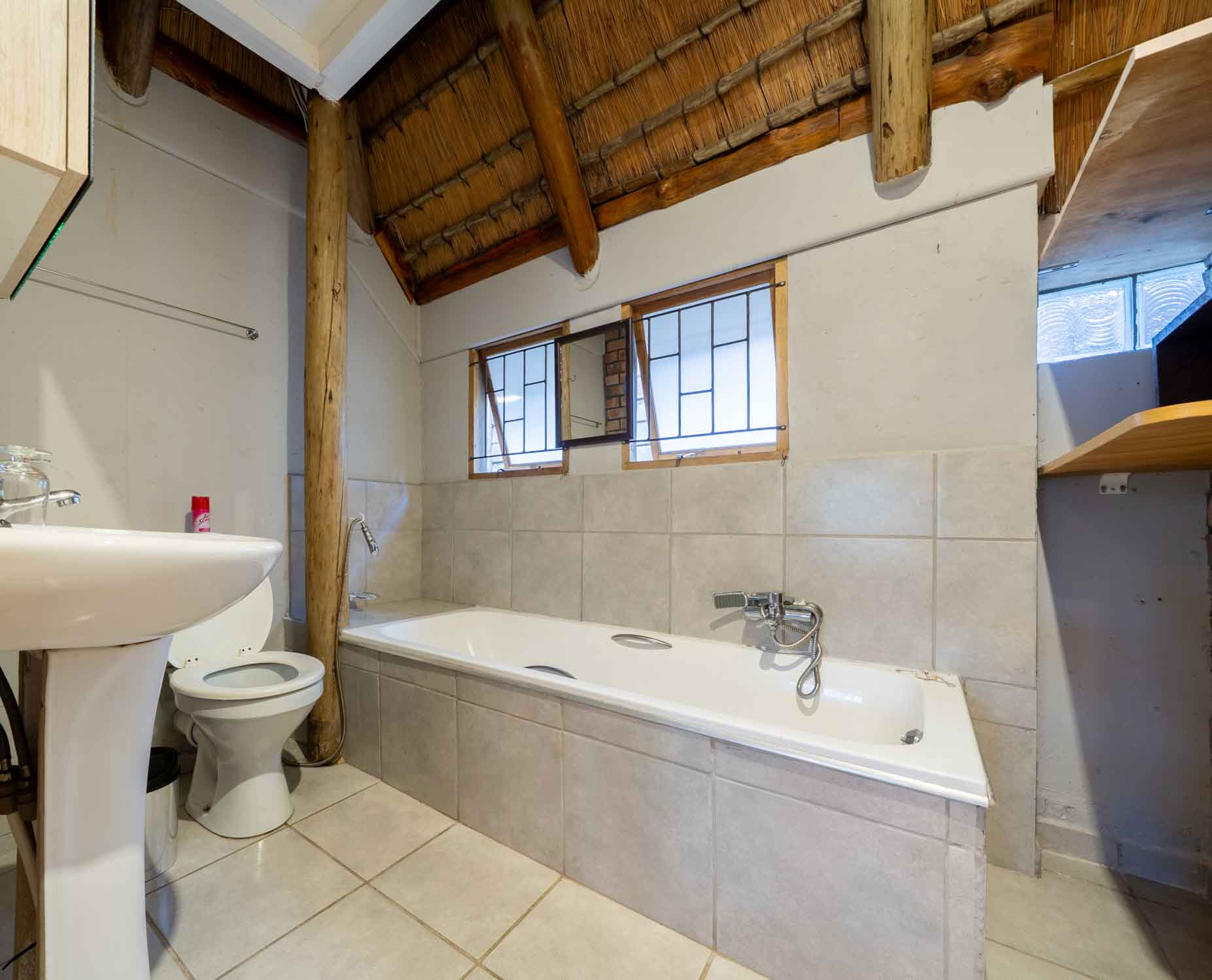 Family Room - Bathroom